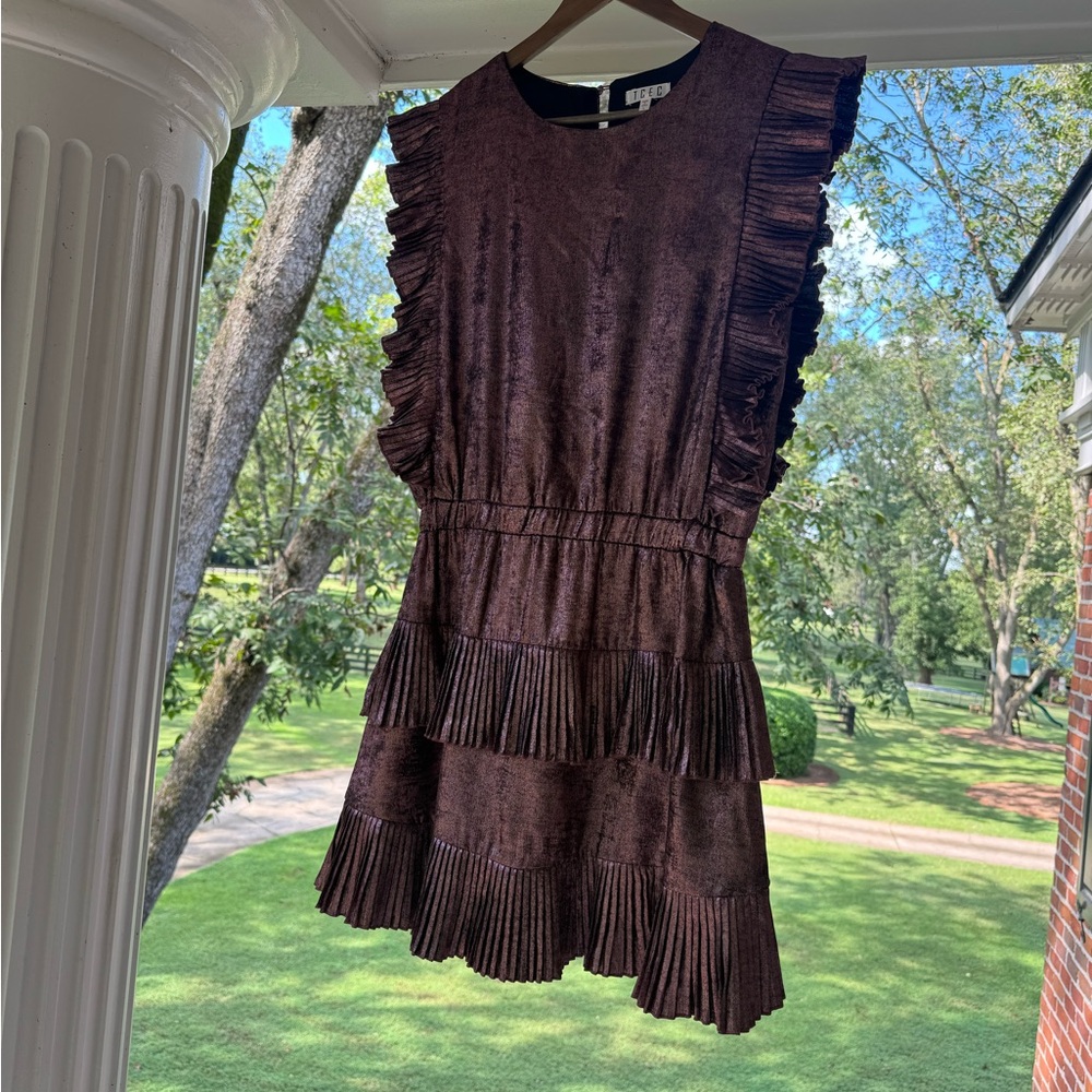 TCEC bronze dress Lg